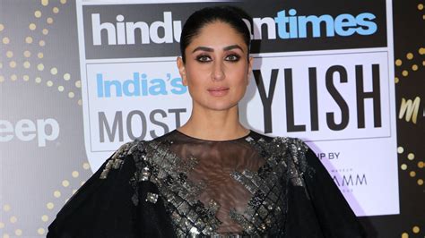 Kareena Kapoor Khan wears black Manish Malhotra lehenga on the red carpet