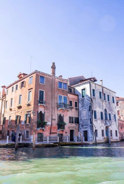 Premium Photo | Houses on the grand canal in venice