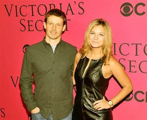 Is Will Estes Gay? His Girlfriend and Relationship History. - Gay ...