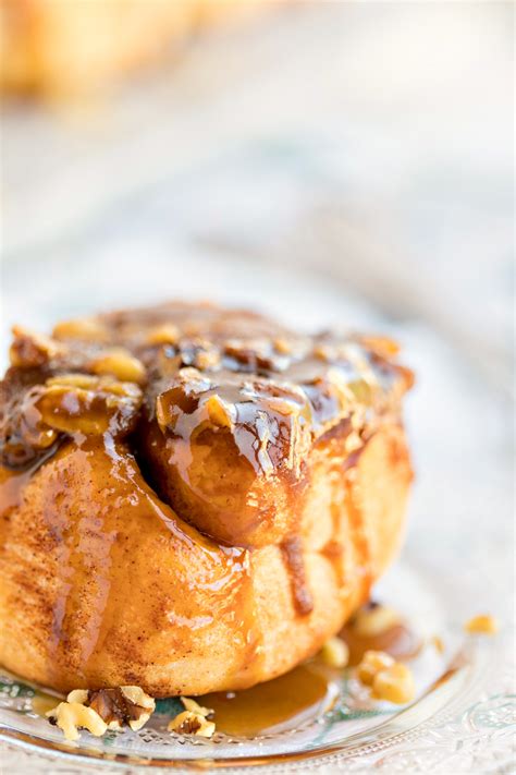 Pecan Caramel Sticky Buns - Bunny's Warm Oven