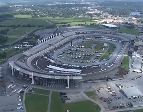 NASCAR Racing on the “Monster Mile” of Dover in Drydene 400 | B104 WBWN-FM