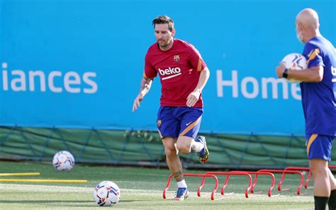 Lionel Messi returns to training after Barcelona U-turn