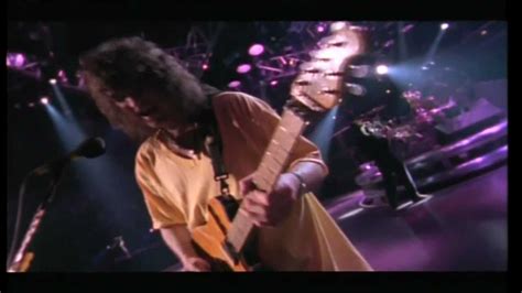 Van Halen - Top Of The World (Live) - YouTube