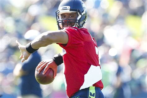 Russell Wilson contract extension: A quick look at the contract ...