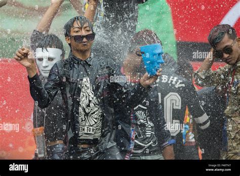 ASIA MYANMAR MANDALAY THINGYAN WATER FESTIVAL Stock Photo - Alamy