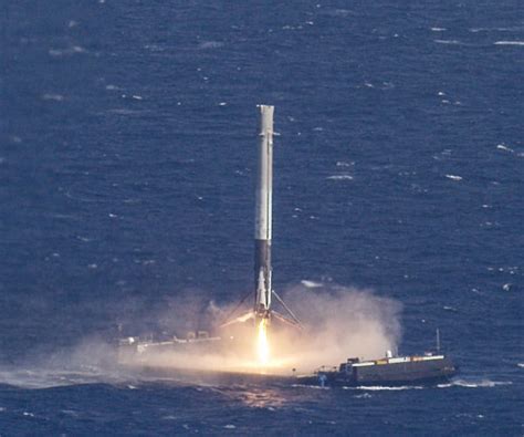 SpaceX Falcon 9 Ocean Landing