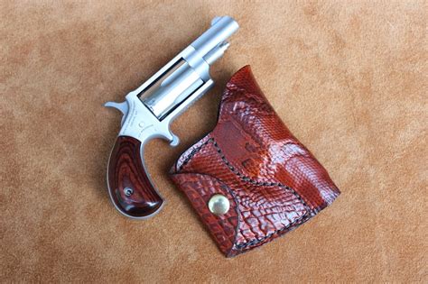 North American Arms .22 – Pocket Holster w/ Extra Rounds Pouch – Leather Embossed (HOLSTER13 ...