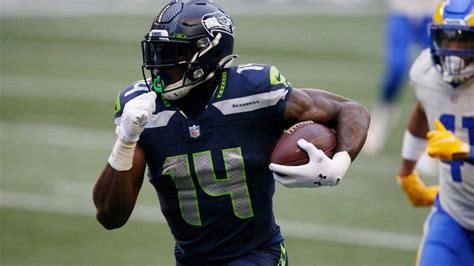 "Nahhh DK Metcalf just DIFFERENT": Seattle Seahawks Star Wide Receiver Throws Down Monstrous ...