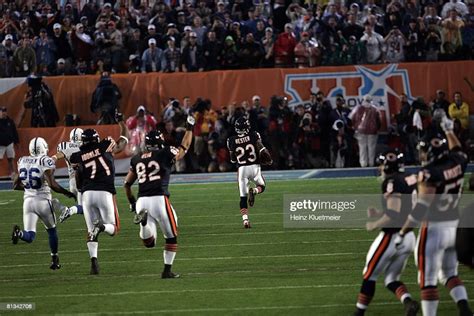 Super Bowl XLI, Rear view of Chicago Bears Devin Hester in action ...