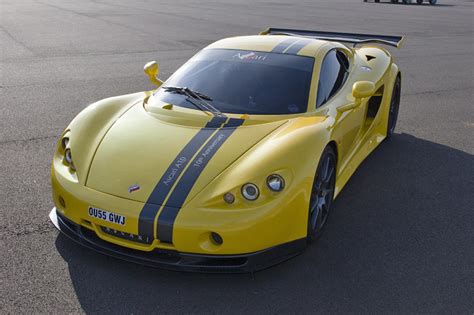 The Ascari A10: A 220 MPH Underdog - Exotic Car List