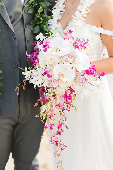 Hawaii Wedding Bouquets - 40 Must-Have Oahu Florals