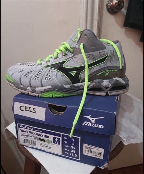 MIZUNO VOLLEYBALL SHOES, Sports Equipment, Other Sports Equipment and ...