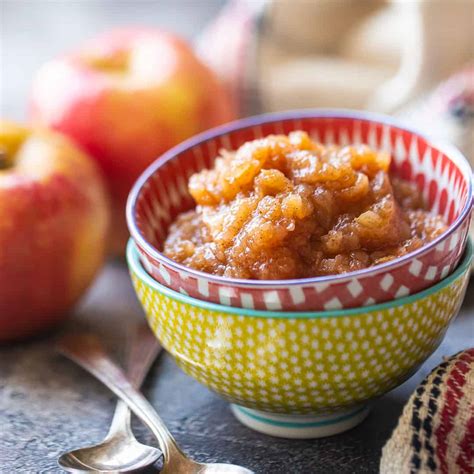 Homemade Applesauce: 5 Ingredients & so easy! -Baking a Moment