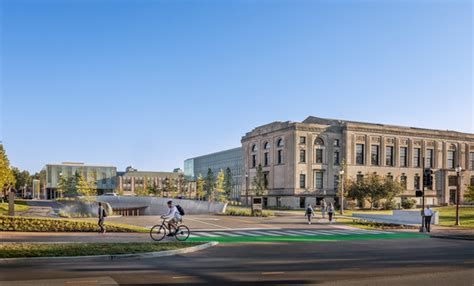 East Campus Parking Garage by BNIM - Architizer