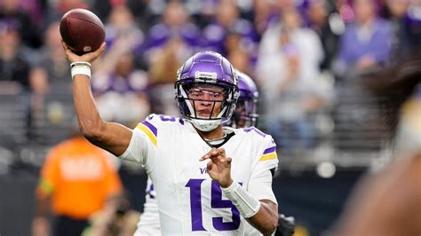 Joshua Dobbs’ contract details: How much money does the Vikings QB make? - AS USA