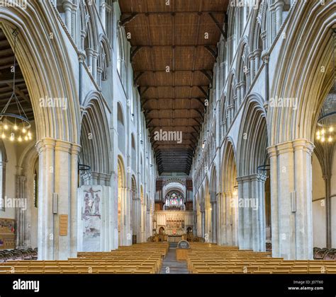 St Albans Cathedral. Nave of the Cathedral and Abbey Church of St Stock Photo: 137855592 - Alamy