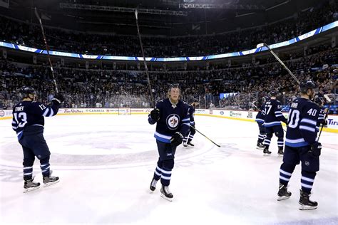 Winnipeg Jets Stanley Cup Playoffs Gift Guide