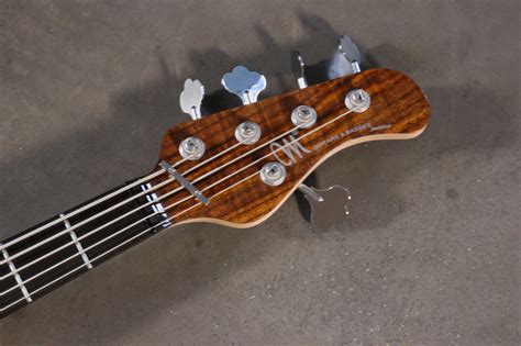 Mayones Jabba Custom shop 'Master Grade Walnut' – Bass Freaks Sprl