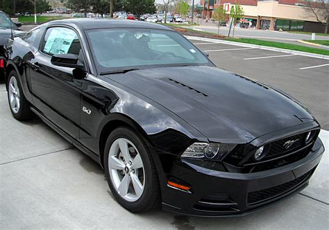 File:2013 Ford Mustang GT (front view).jpg - Wikipedia