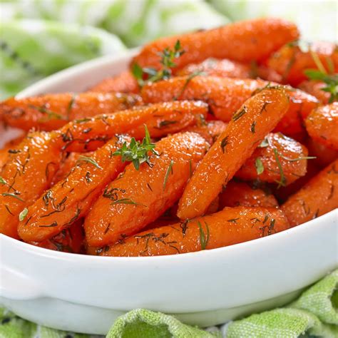 Brown Sugar Glazed Baby Carrots - RecipeMagik