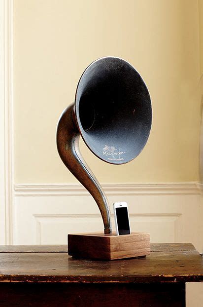 iPHONE SPEAKER DOCK: ReAcoustic owner Ryan Boase salvages horns from 1920s Magnavox gramophones ...