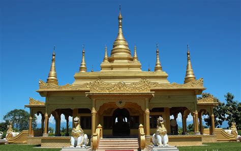 Most Famous Buddhist Temples in India for a Tour - India Tourism Guide ...