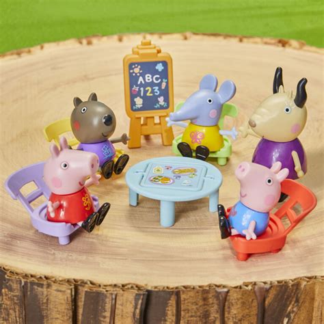 Peppa Pig Peppa's Playgroup Playset | Toys R Us Canada