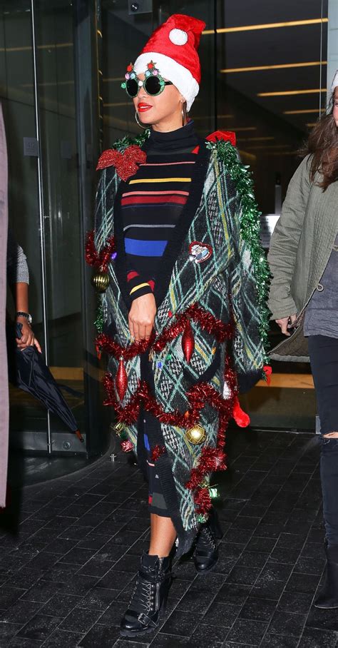 Beyonce Channels a Christmas Tree in Festive Holiday Outfit