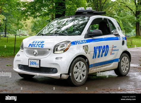 Police auto automobile manhattan hi-res stock photography and images ...