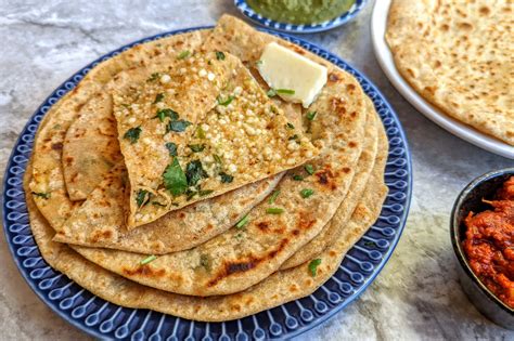 Paneer Paratha Recipe - VegeCravings