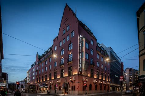 Hotel Bristol Oslo - Fasade - SML Lighting