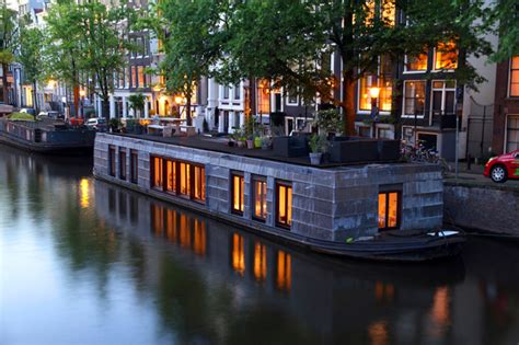 32 Incredible and Unique Houseboat Designs (PHOTOS)