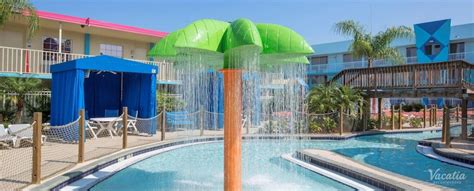 Flamingo Waterpark Resort | Orlando Hotels in Florida