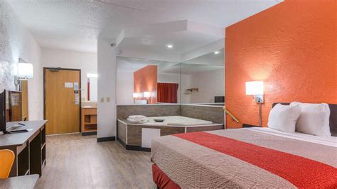 Motel 6 Bridgeview from $48. Bridgeview Hotel Deals & Reviews - KAYAK