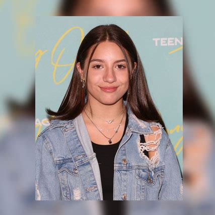 Mackenzie Ziegler Age, Net Worth, Height, Boyfriend, Birthday & Biography