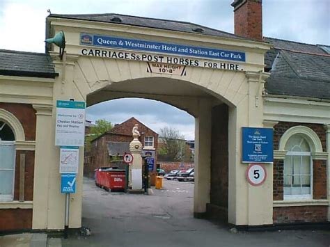 Chester Tourist - The Queens Hotel Parking