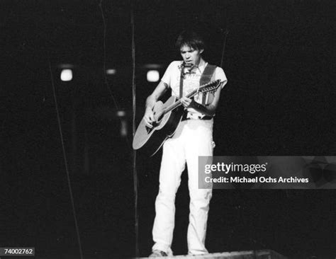 175 Neil Young 1978 Photos & High Res Pictures - Getty Images