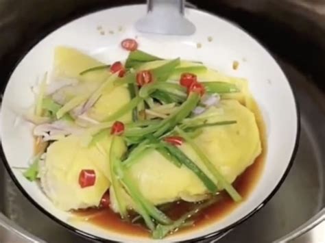 Cooked durian? Chinese netizens share unconventional durian recipes - TODAY