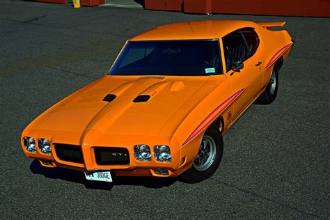 Seeing Double: One Restored, One Original Orbit Orange 1970 Pontiac GTO Judge - Hot Rod Network