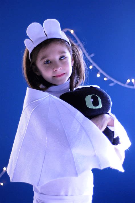 How To Train a Dragon Light Fury Costume DIY