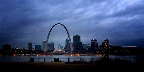 Sparkling St. Louis Skyline at Night | Smithsonian Photo Contest ...