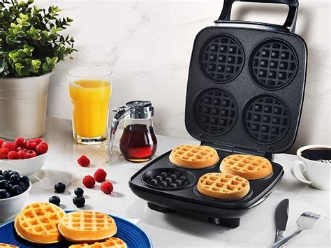 Best 6 Multiple Mini Waffle Makers For You In 2022 Reivewed