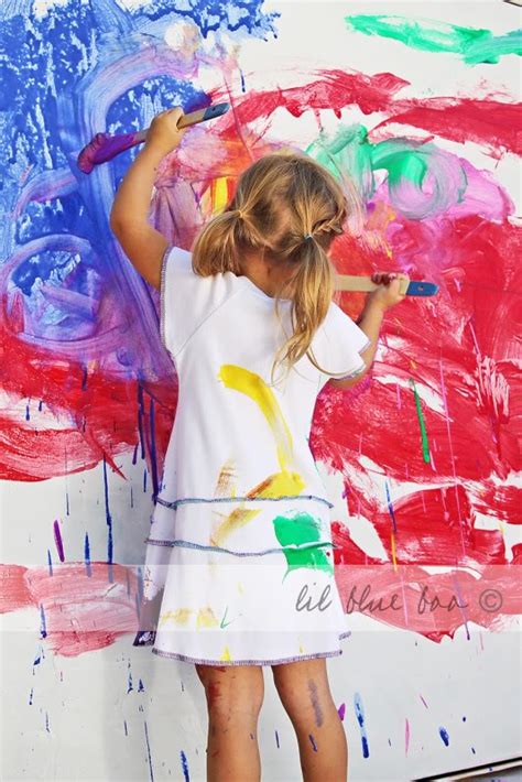 A Guide to Painting with Children - Ashley Hackshaw / Lil Blue Boo