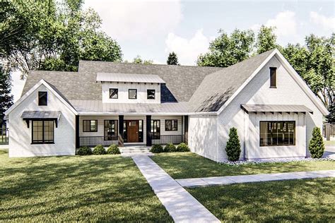 Plan 62769DJ: Modern Farmhouse Ranch Home Plan with Cathedral Ceiling Great Room | Brick ...