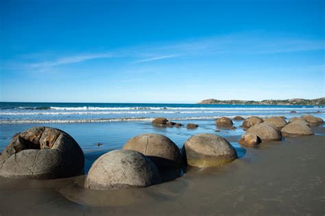 "Moeraki Boulders" Images – Browse 2,332 Stock Photos, Vectors, and ...