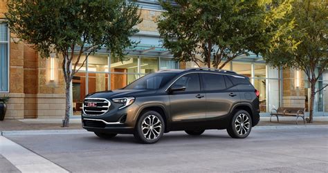 2018 GMC Terrain arrives this summer and starts at $25,970 - The Torque ...