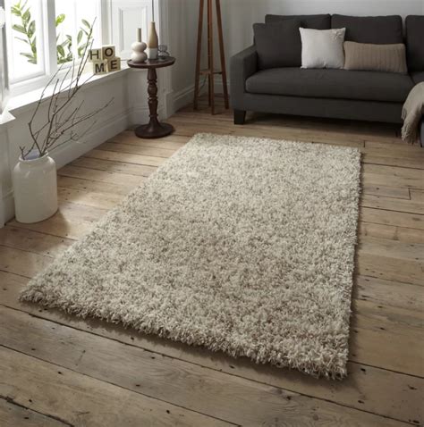 7 Great Cream Area Rugs For Contemporary Living Room - Cute Furniture UK