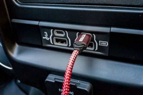 My Car Has a USB-C Port. Is It Better? What Do I Do? | News | Cars.com (2023)