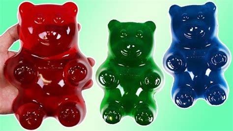 How to Make HUGE GUMMY BEAR Jello Treats