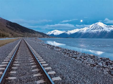 10 of the Most-Scenic Train Trips Through the U.S. | Well+Good